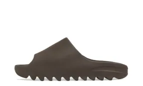 YEEZY SLIDE SOOT